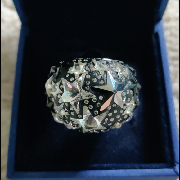 Swarovski Star ring size 7 (55) - Picture 1 of 5